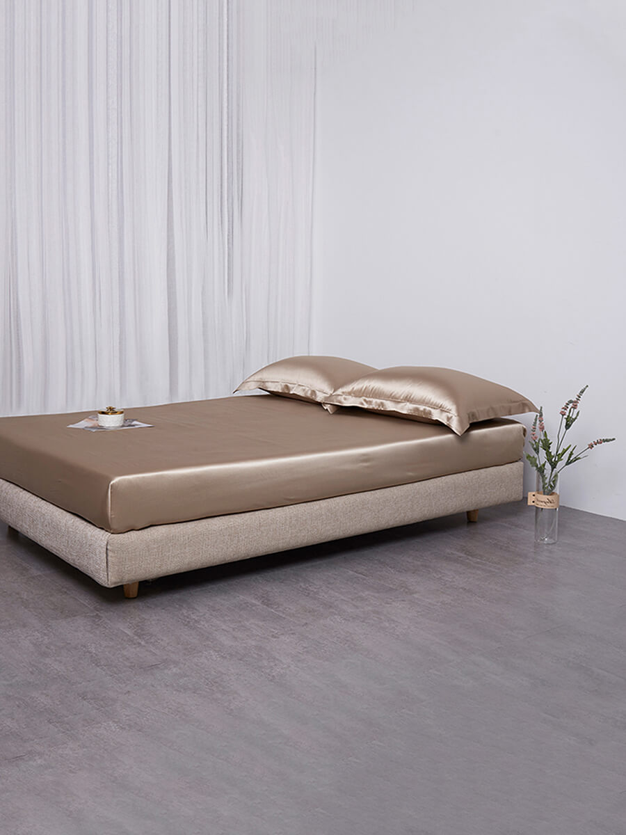 (image for) 19 Momme Seamless Silk Fitted Sheet
