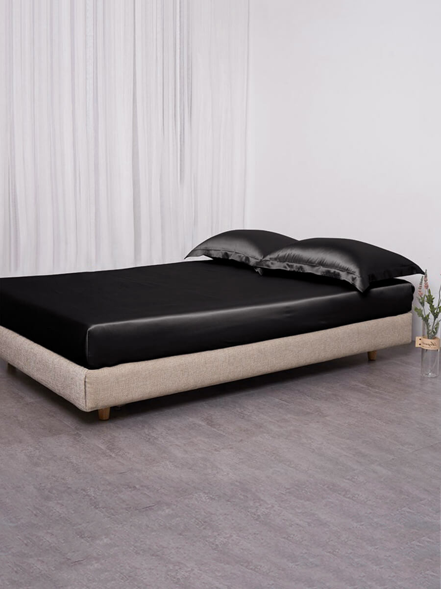(image for) 25 Momme Luxury Seamless Silk Fitted Sheet