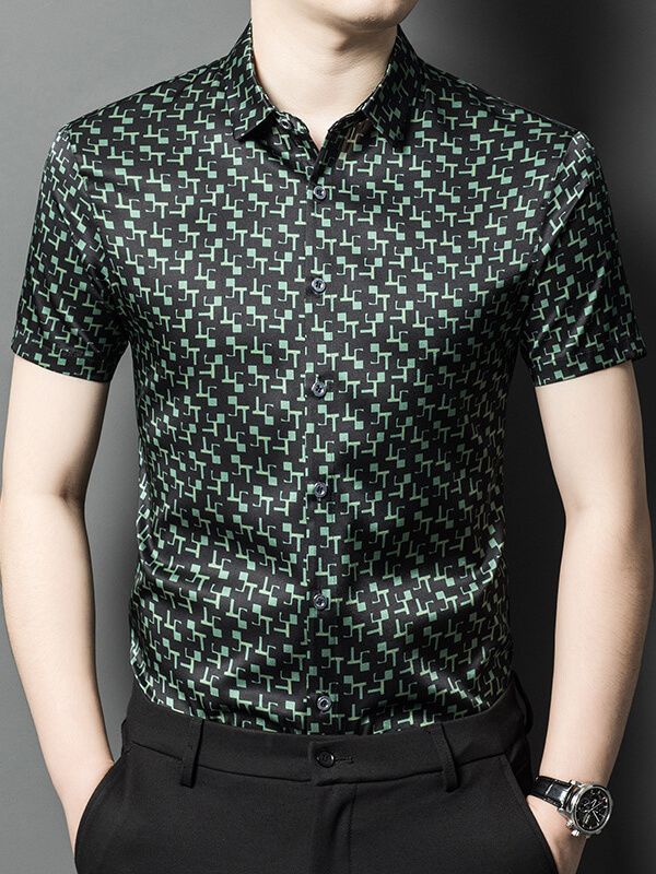 (image for) Stylish Black and Green Geometric Print Short-Sleeve Silk Shirt