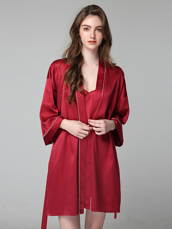 (image for) 22 Momme Classic Silk Nightgown and Robe Set with Piping