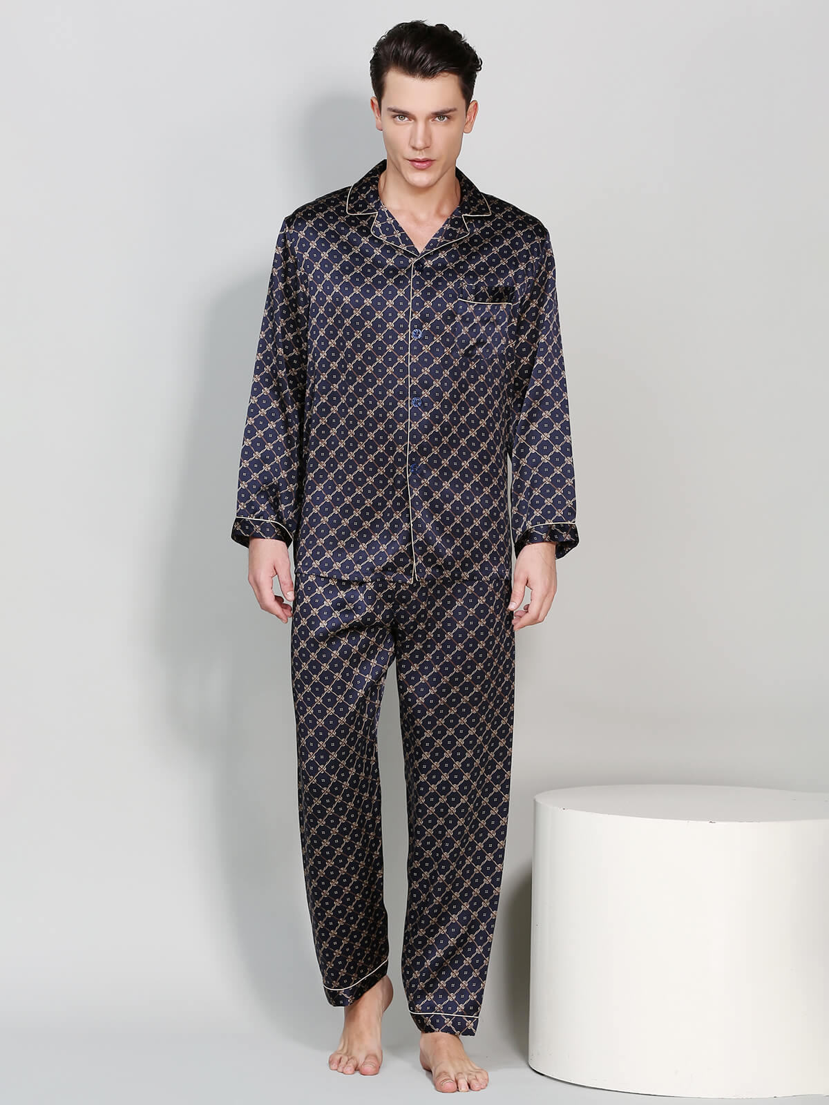 (image for) 19 Momme Men's Navy Blue Geometric Print Silk Pajama Set