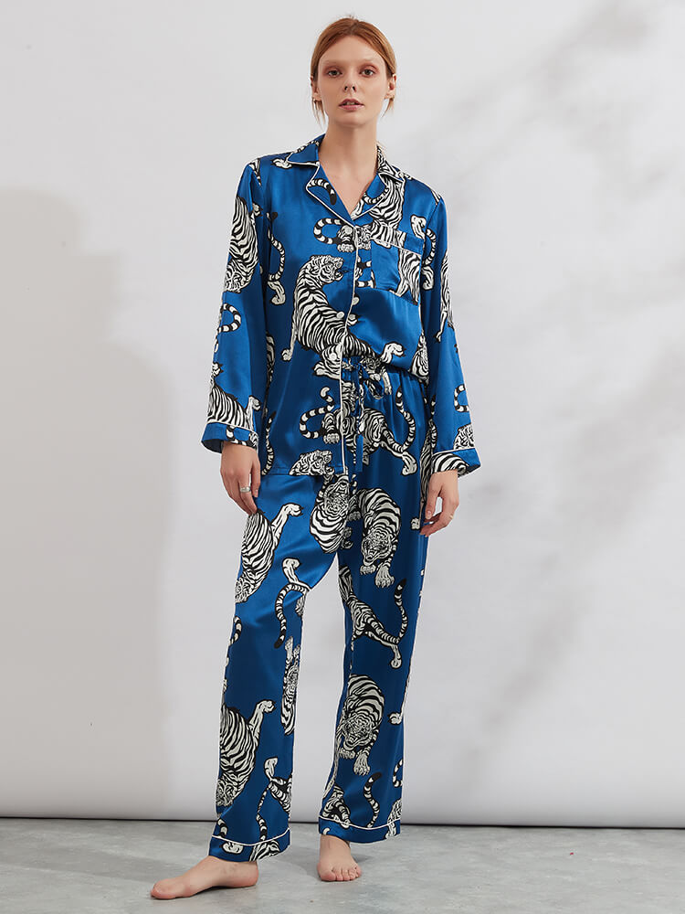 (image for) 22 Momme Tiger Printed Blue 100% Silk Pajama Set for Women